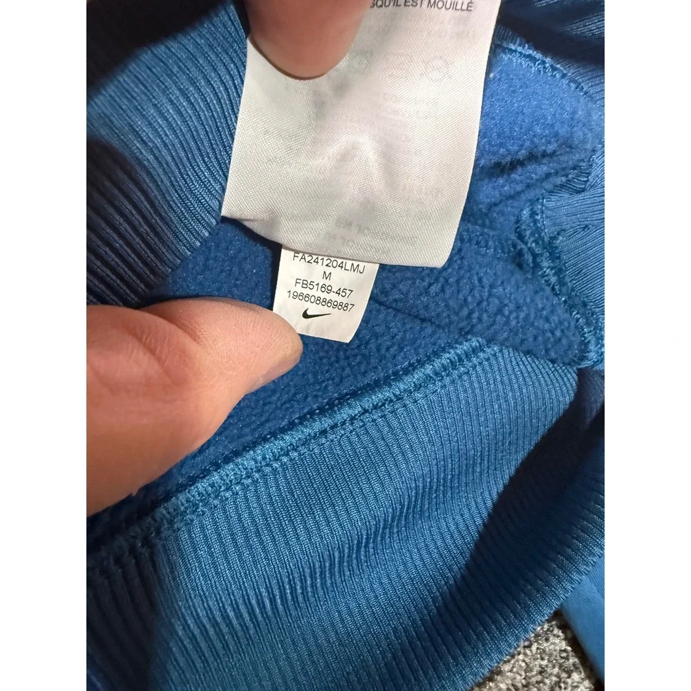 Nike Therma-FIT Womens Blue Cropped Quarter Zip Pullover Fleece Logo Tape Medium - Picture 10 of 11